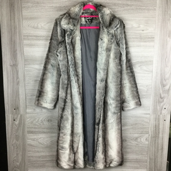 Celebrity Fashion Jackets & Blazers - Celebrity Fashion Grey Faux Fur Jacket